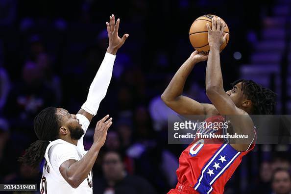 Philadelphia 76ers about to face the Milwaukee bucks 