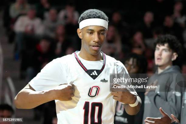 Omaha Mavericks vs Denver Pioneers 