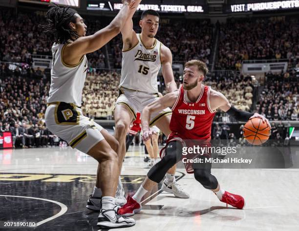 Purdue Boilermakers vs Wisconsin Badgers 