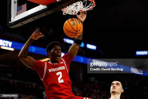 Illinois Fighting Illini vs Wisconsin Badgers 